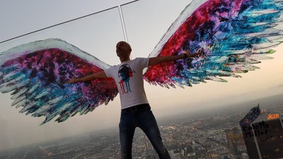 У меня поломались крылья