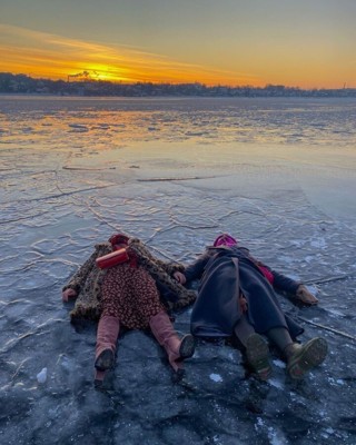 Зимний стриптиз Зимний стриптиз