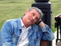 Шапарев